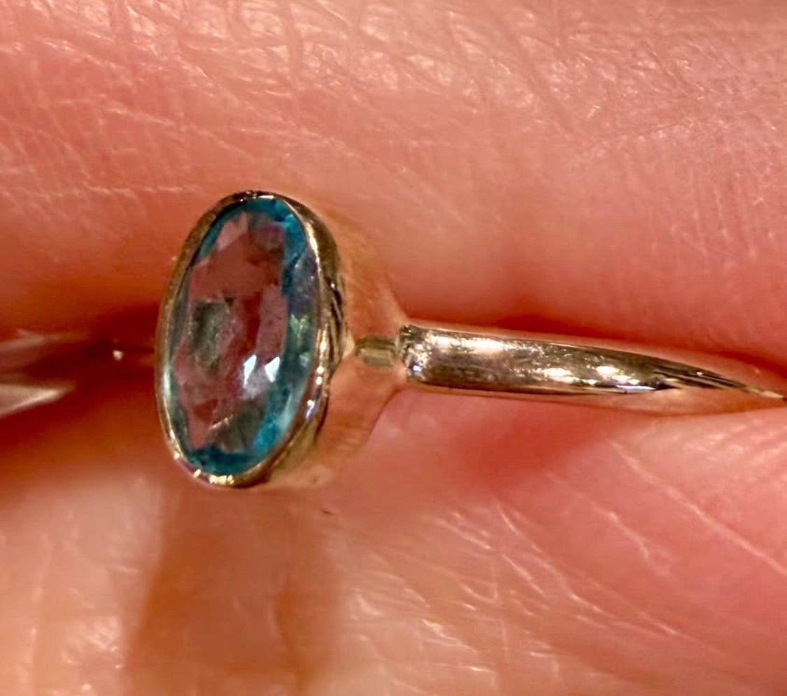 New Oval Faceted Blue Apatite Sterling Silver 925 Ring