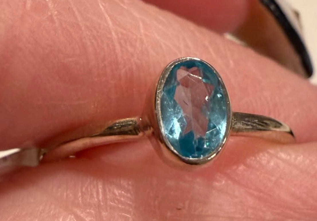 New Oval Faceted Blue Apatite Sterling Silver 925 Ring