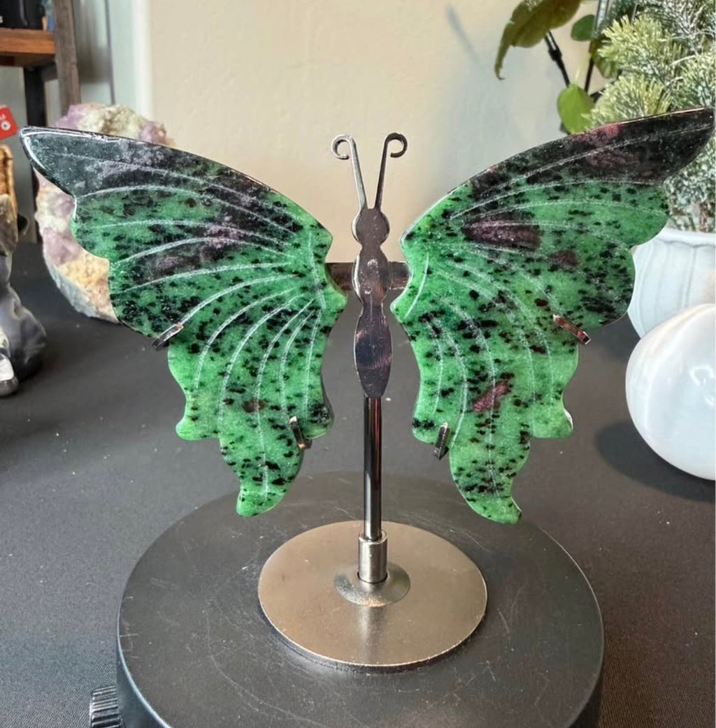 Ruby Zoisite Butterfly
Wings