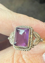 New Genuine Amethyst Stone Ring with Leaf Design
