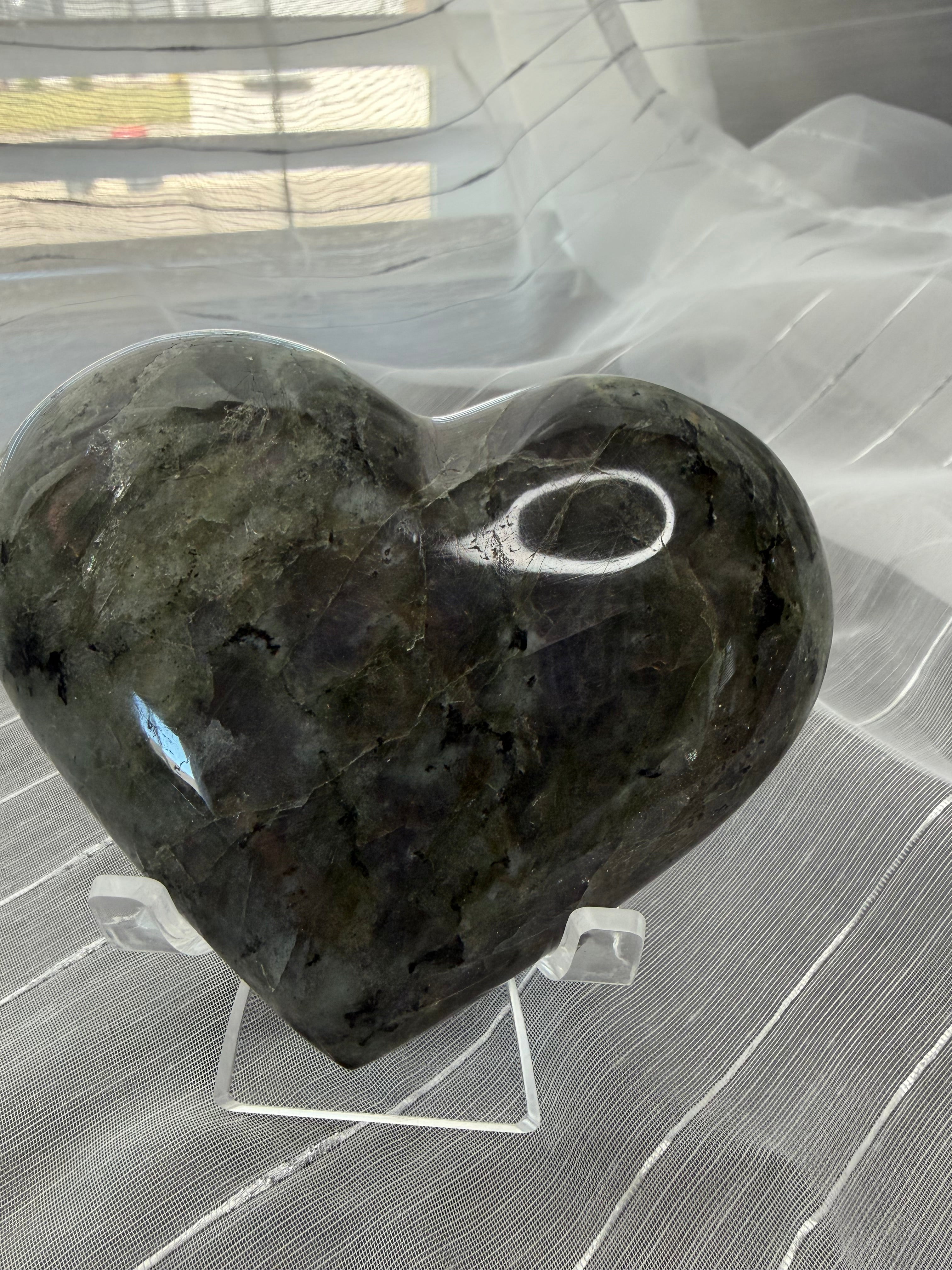 Labradorite Polished
Stone Heart 3.5" - Flashy
Iridescent Mineral
Specimen